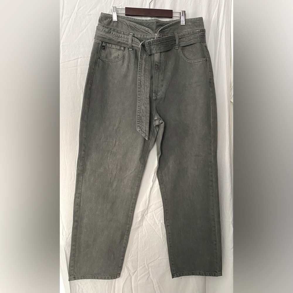 100% cotton, tie waist, wide leg, high rise, gray KanCan jeans.